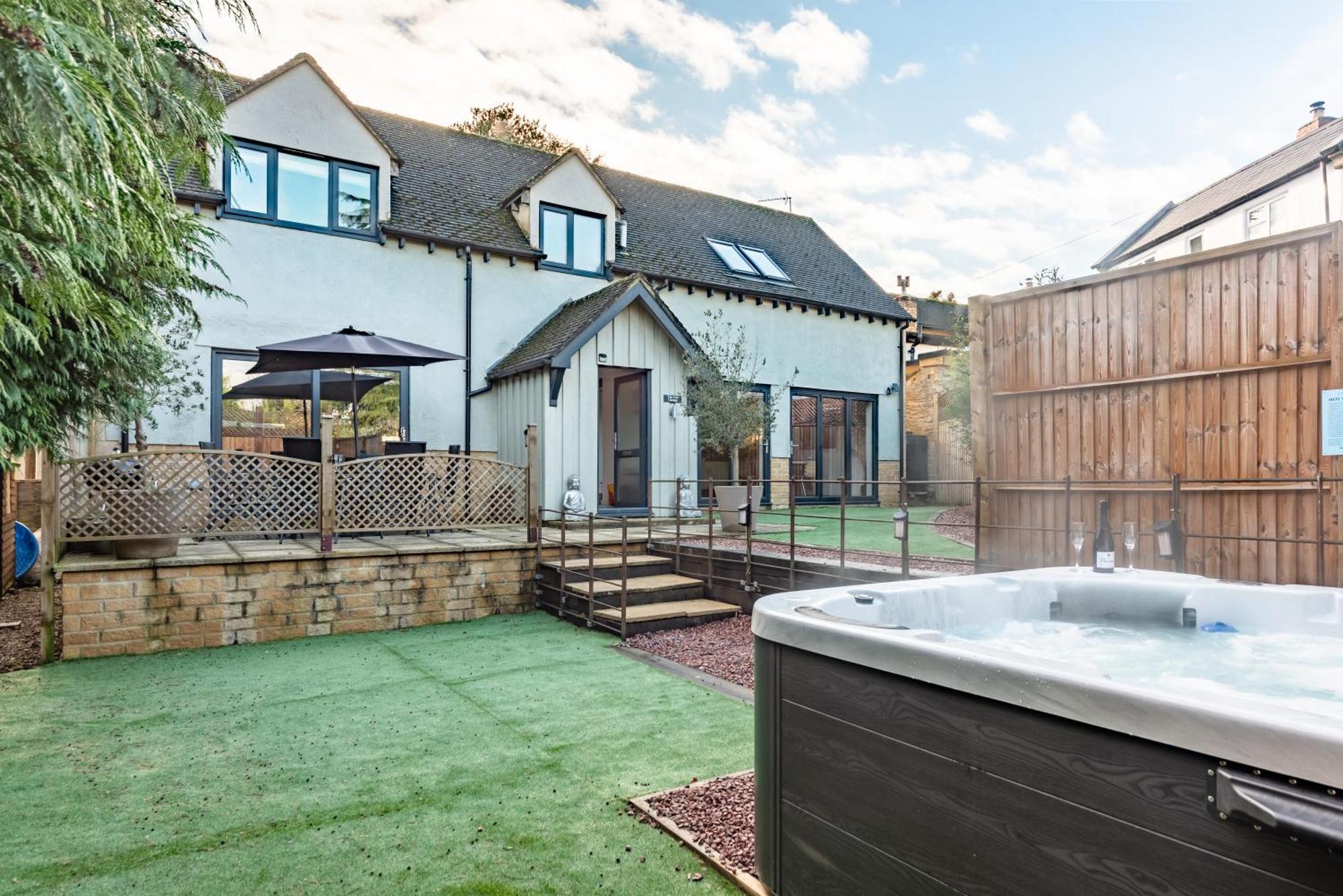 Cotswold Holiday Let With Hot Tub - The Old Garage Chipping Norton Eksteriør bilde