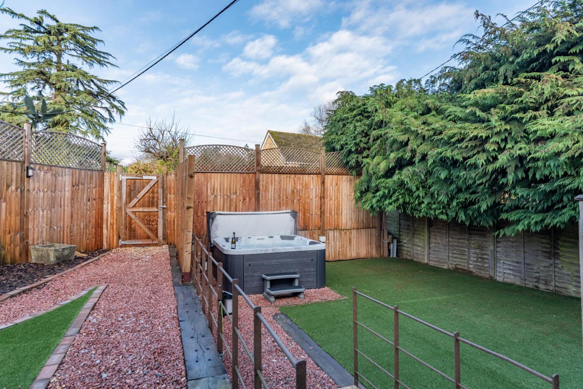 Cotswold Holiday Let With Hot Tub - The Old Garage Chipping Norton Eksteriør bilde